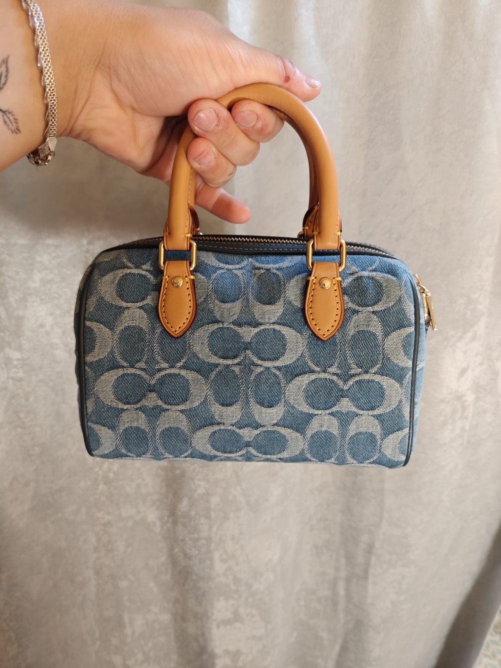 Mini Denim Rowan Coach - Picture 4 of 7